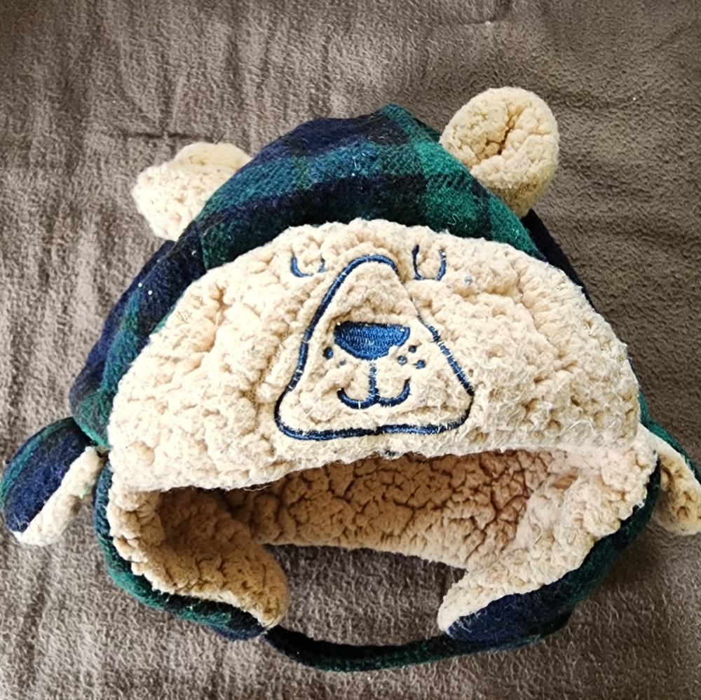 Target 12-24m bear over the ear green and blue plaid hat. Used good condition